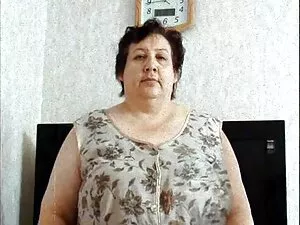 Giovane asiatico è f ...